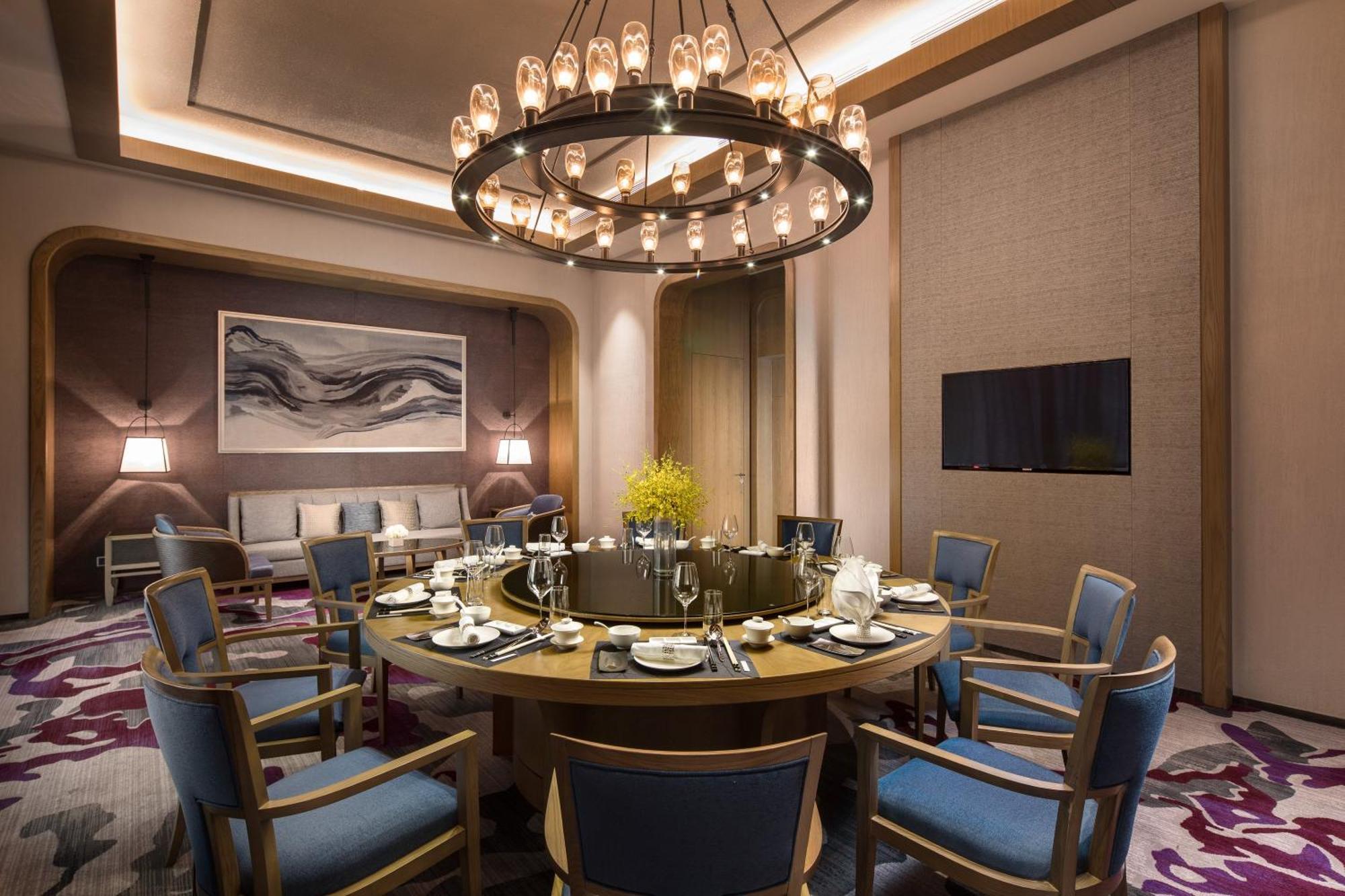 Crowne Plaza Qingdaoorientalmoviemetropolis By Ihg Hotel Exterior foto