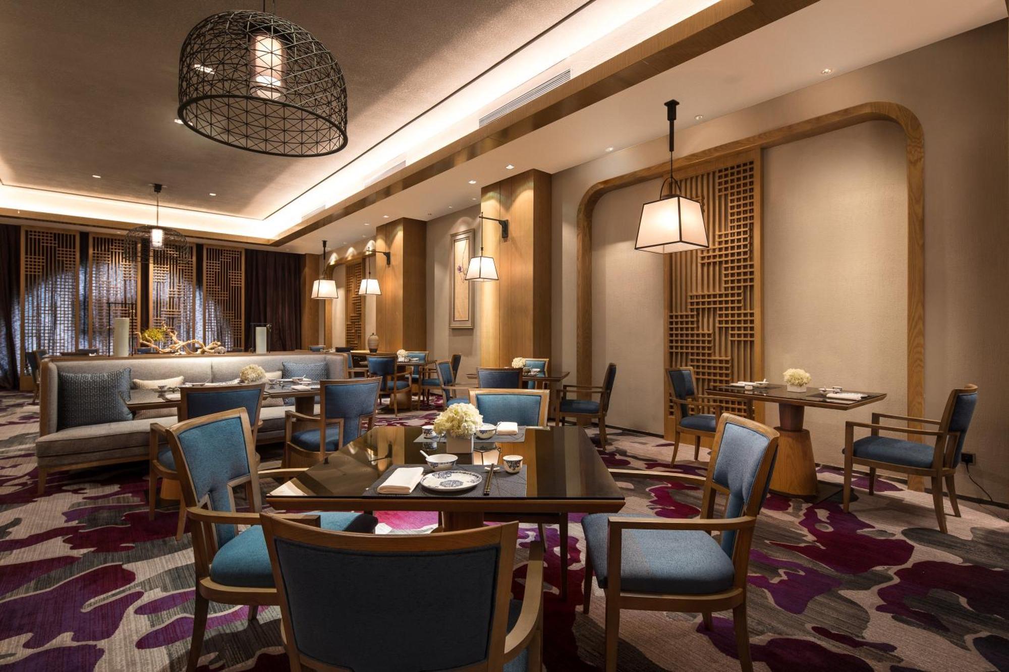 Crowne Plaza Qingdaoorientalmoviemetropolis By Ihg Hotel Exterior foto